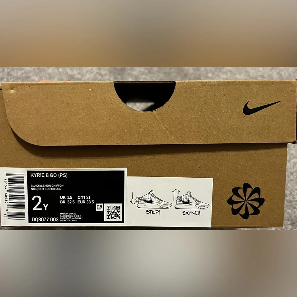 Nike Kyrie 8 Go (PS) Black Lemon Chiffon Size 2Y